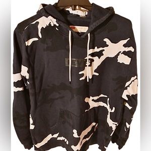 Levi’s pullover hoodie